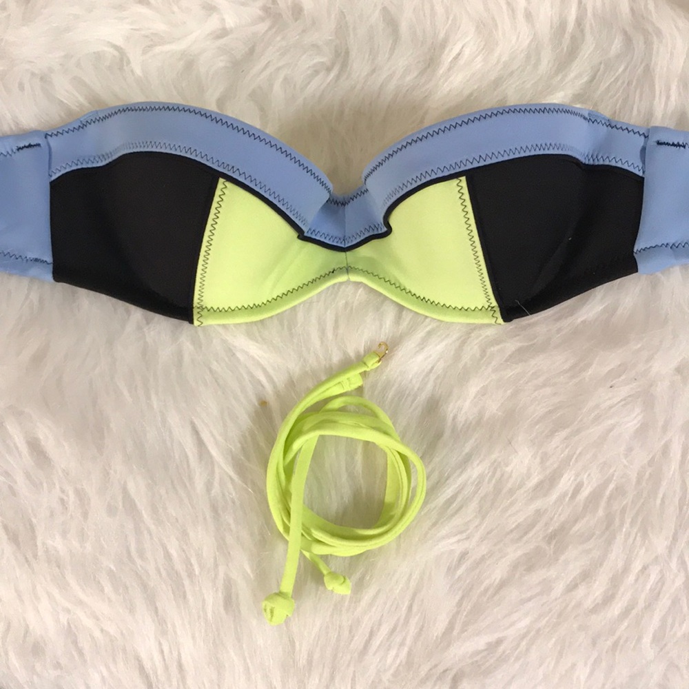 Victoria’s Secret Push-Up Bandeau Bikini Top